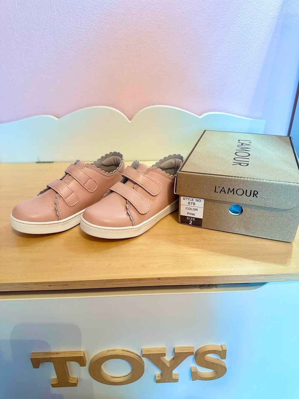 L’AMOUR shoes - Picture 1 of 1